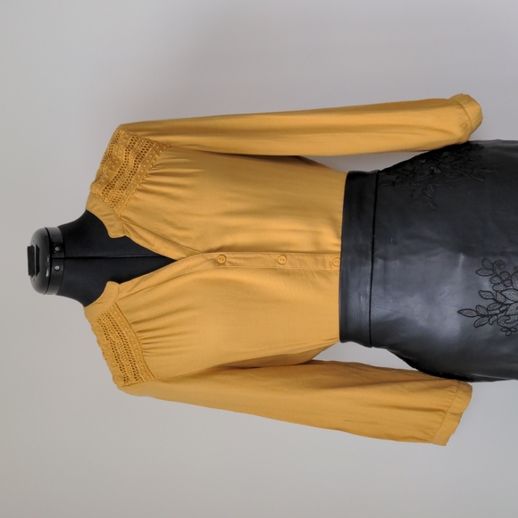 Katies Tops - 3/4 Sleeve Top With Size 10